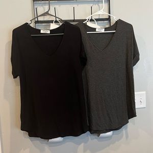 NWOT Zenana V-Neck Tee Bundle